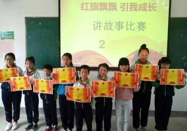 女孩清洁音乐室